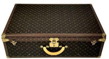 A Louis Vuitton Alzer 80 Monogram Large Sturdy Suitcase/Trunk. Monogram canvas and brown leather