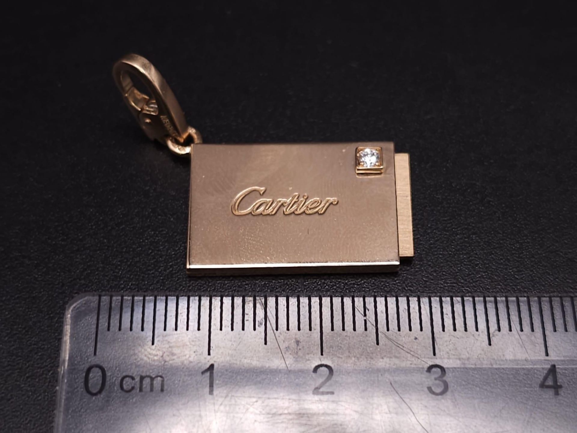 GENUINE CARTIER 18K ROSE GOLD, DIAMOND SET, ENVELOPE CHARM/PENDANT. SIZE: 2CM WIDE WEIGHT: 7.1G REF: - Bild 11 aus 11