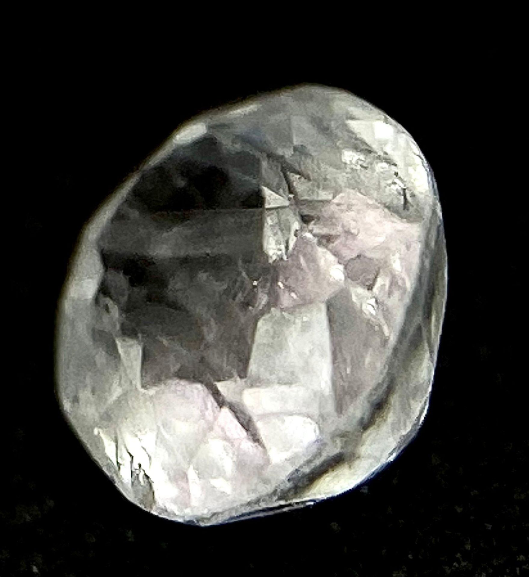 A 0.78ct Madagascar Natural White Sapphire, in the Oval Faceted cut. Comes with the AIG Certificate. - Image 2 of 6