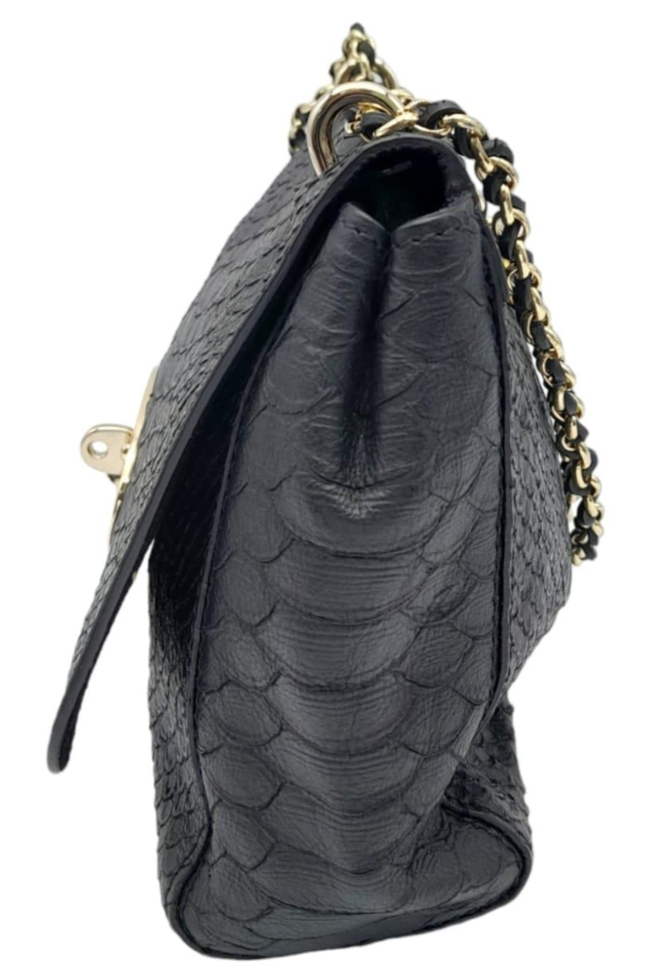 A Mulberry Black Cecily Shoulder Bag. Snakeskin exterior with gold-toned hardware, chain and leather - Image 3 of 8