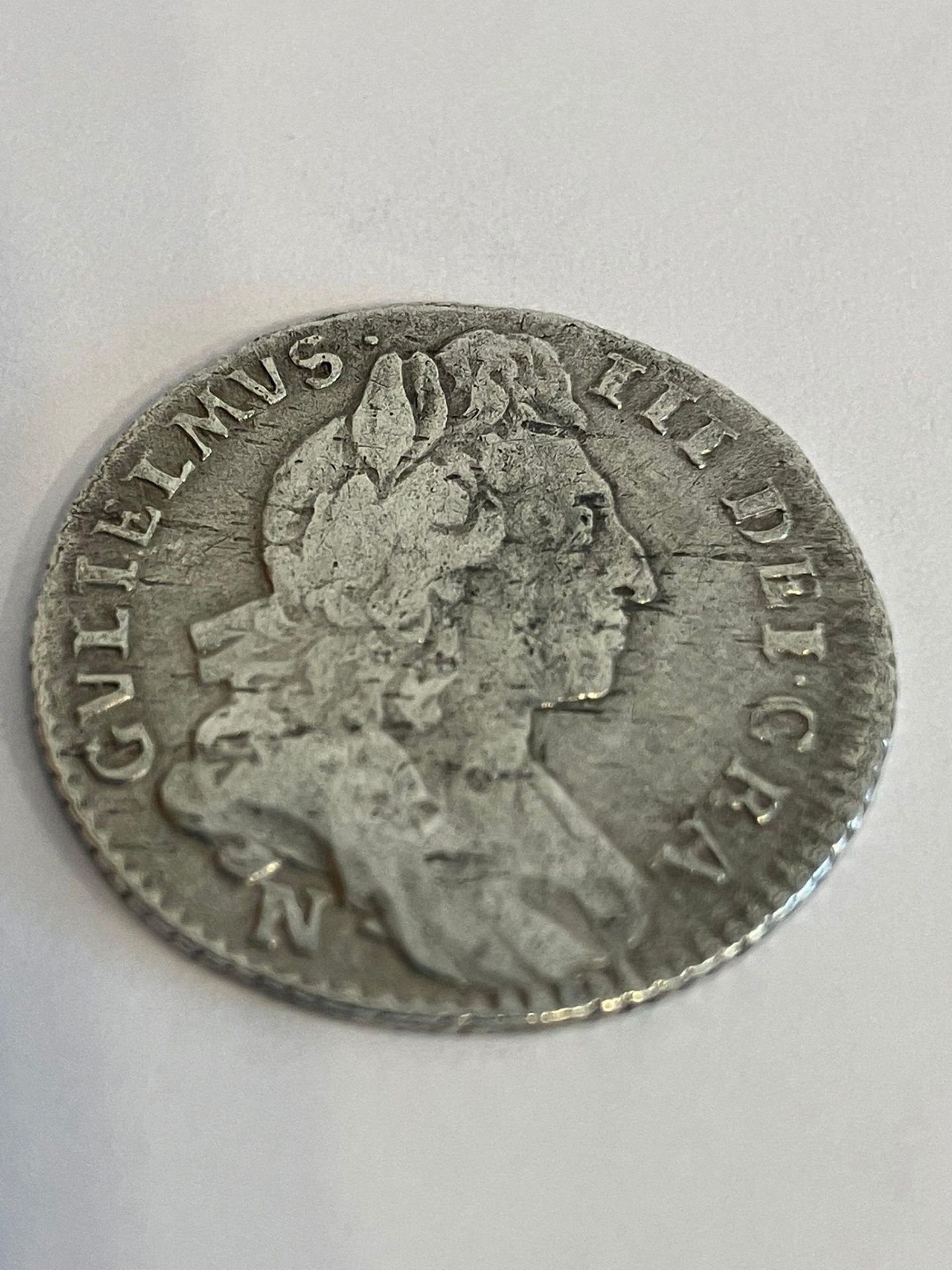1697 WILLIAM III (William of Orange) SILVER SIXPENCE. Very fine/ extra fine condition. Please see - Image 2 of 2
