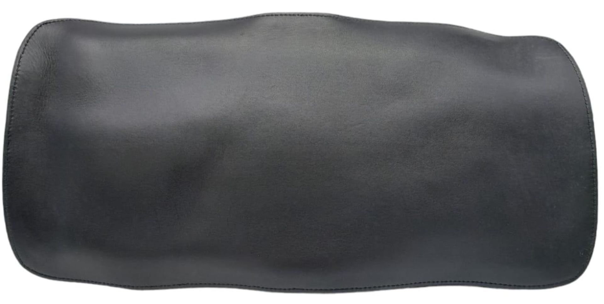 A Bottega Veneta Black Shoulder Bag. Intrecciato leather exterior with gold-toned hardware, two - Image 5 of 8