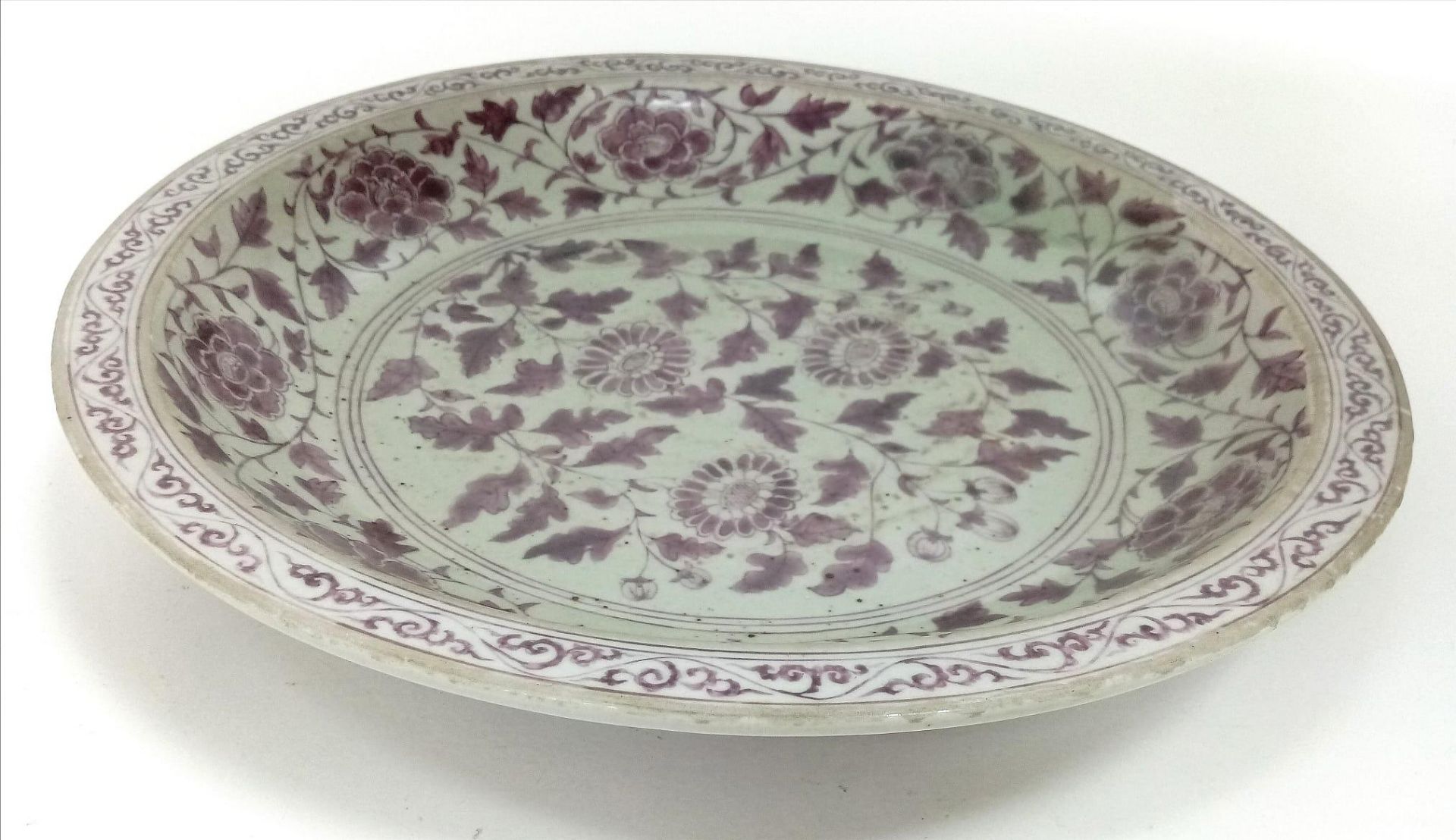 Large Antique Burgundy Floral Serving Dish. Whilst no markings exist on this large bowl, the hand- - Image 2 of 6