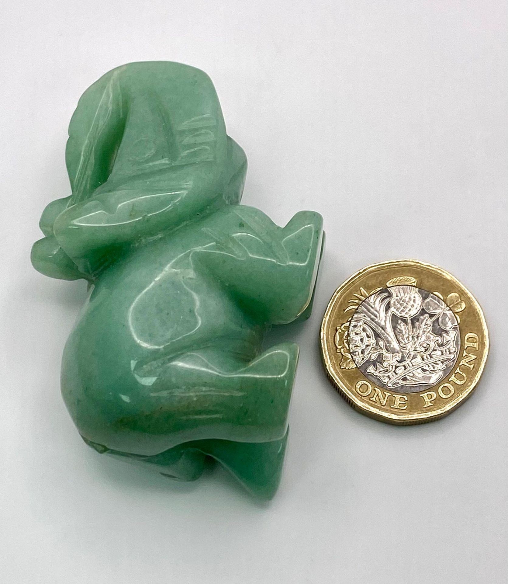 A Hand-Carved Green Jade Elephant Figure. 5.5 x 4cm - Image 4 of 4
