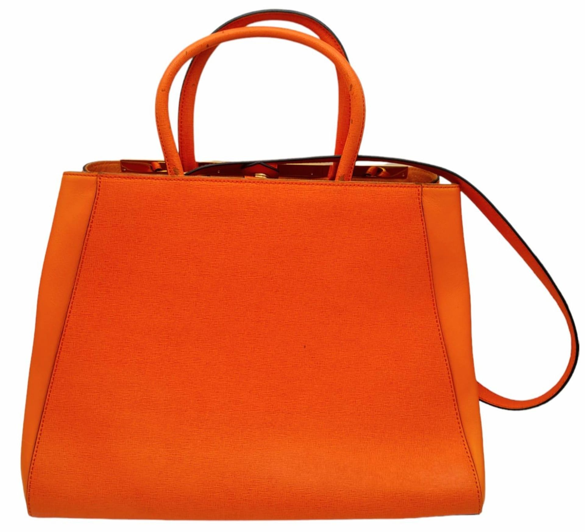 A Fendi Two Tone Orange Leather 2jours Tote Bag. Textured exterior with gold-tone hardware. Hand and - Bild 5 aus 12