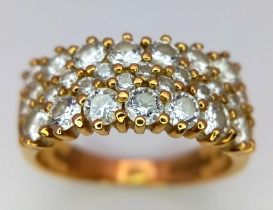A Stunning 18K Yellow Gold and 2ctw Diamond Pave Ring. 28 high-grade round-cut white diamond