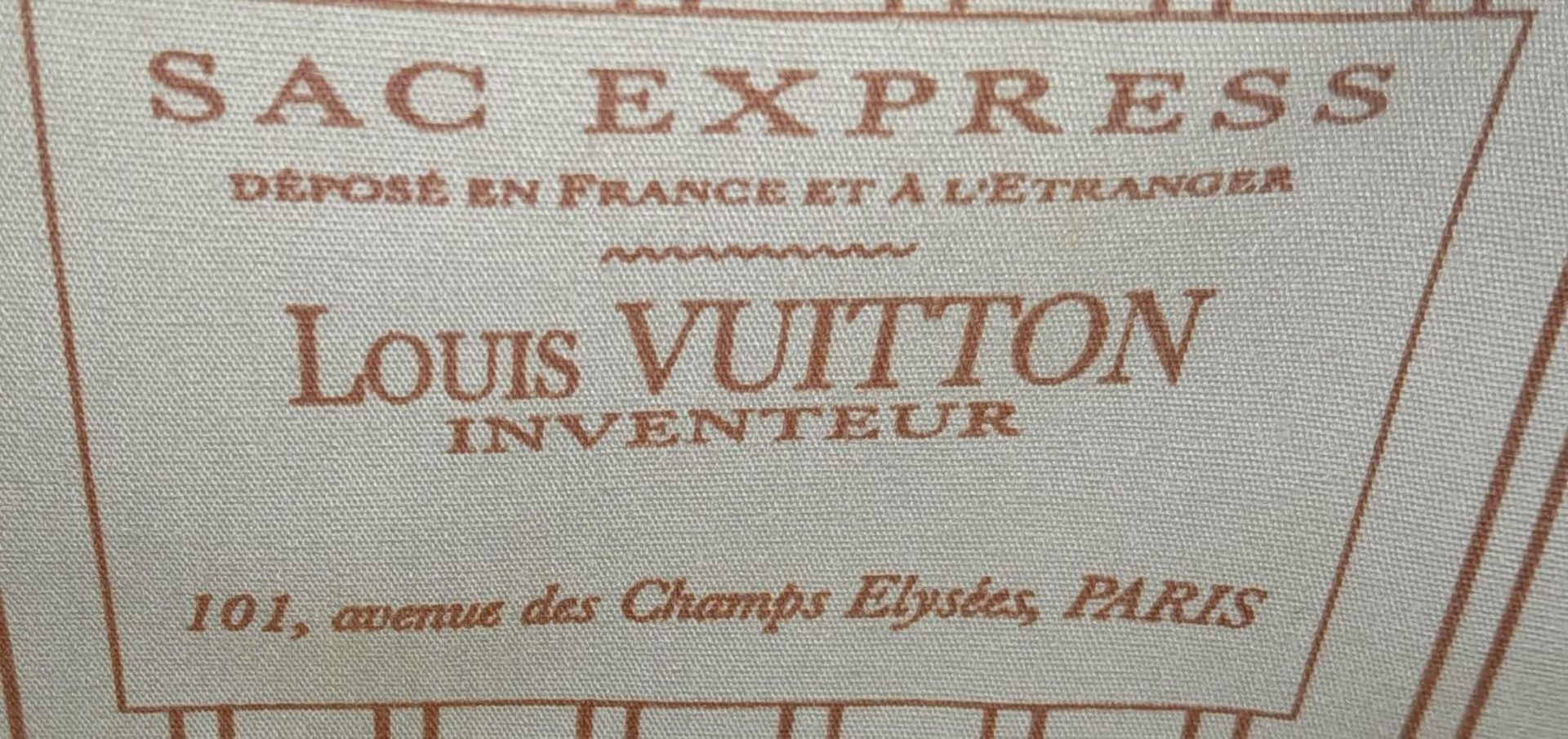 A LOUIS VUITTON PURPLE OSTRICH SAC EXPRESS GM PURSE LIMITED EDITION ONLY USED A COUPLE OF TIMES , IN - Image 7 of 8
