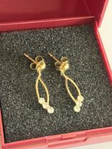 9 carat GOLD EARRINGS with sparkling zirconia gemstones. Complete with 9 carat GOLD Backs. 0.6
