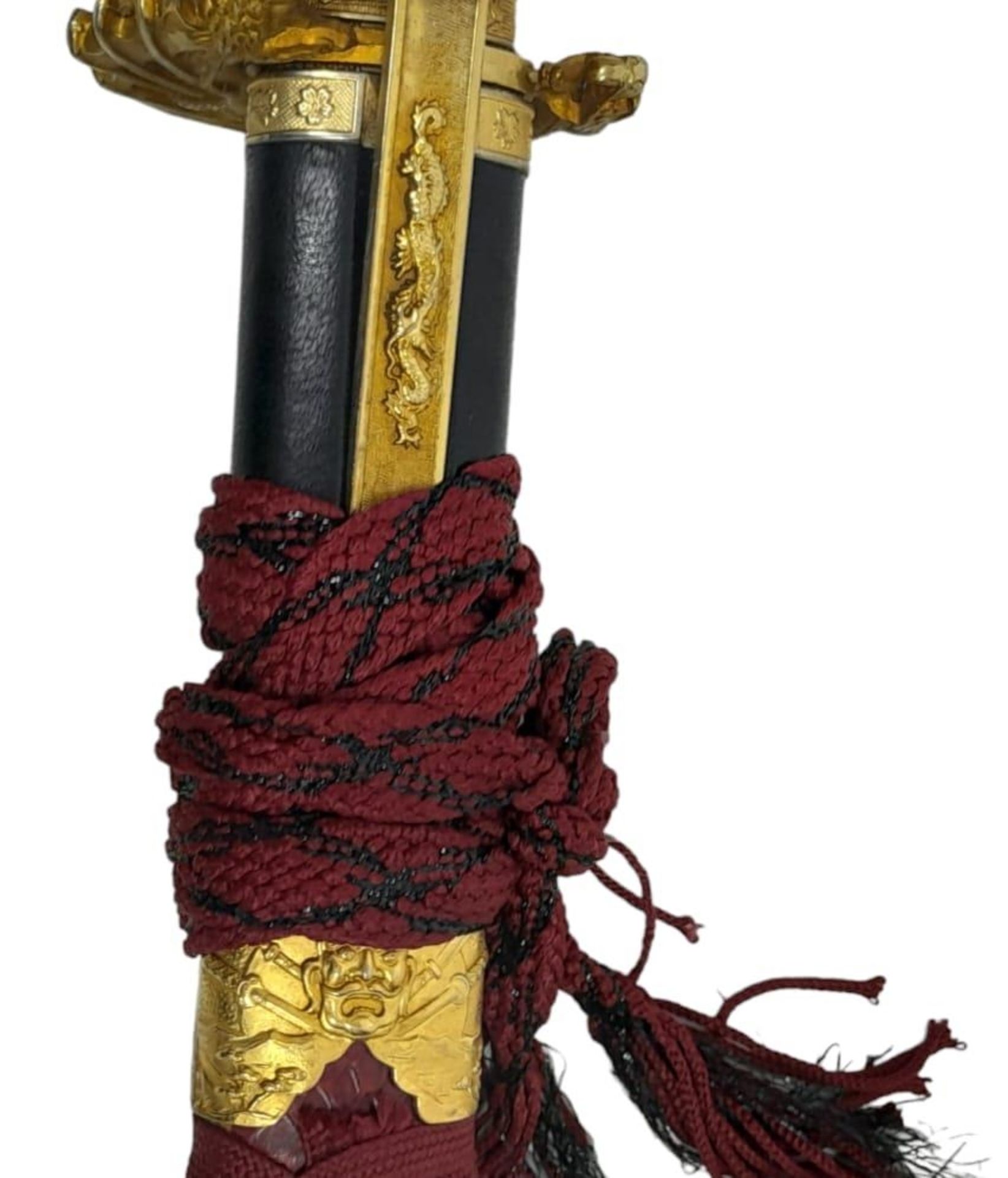 An Excellent Condition, Highly Decorative, Dragon Detail, Modern Display Wakazashi Sword. 72cn - Bild 3 aus 8