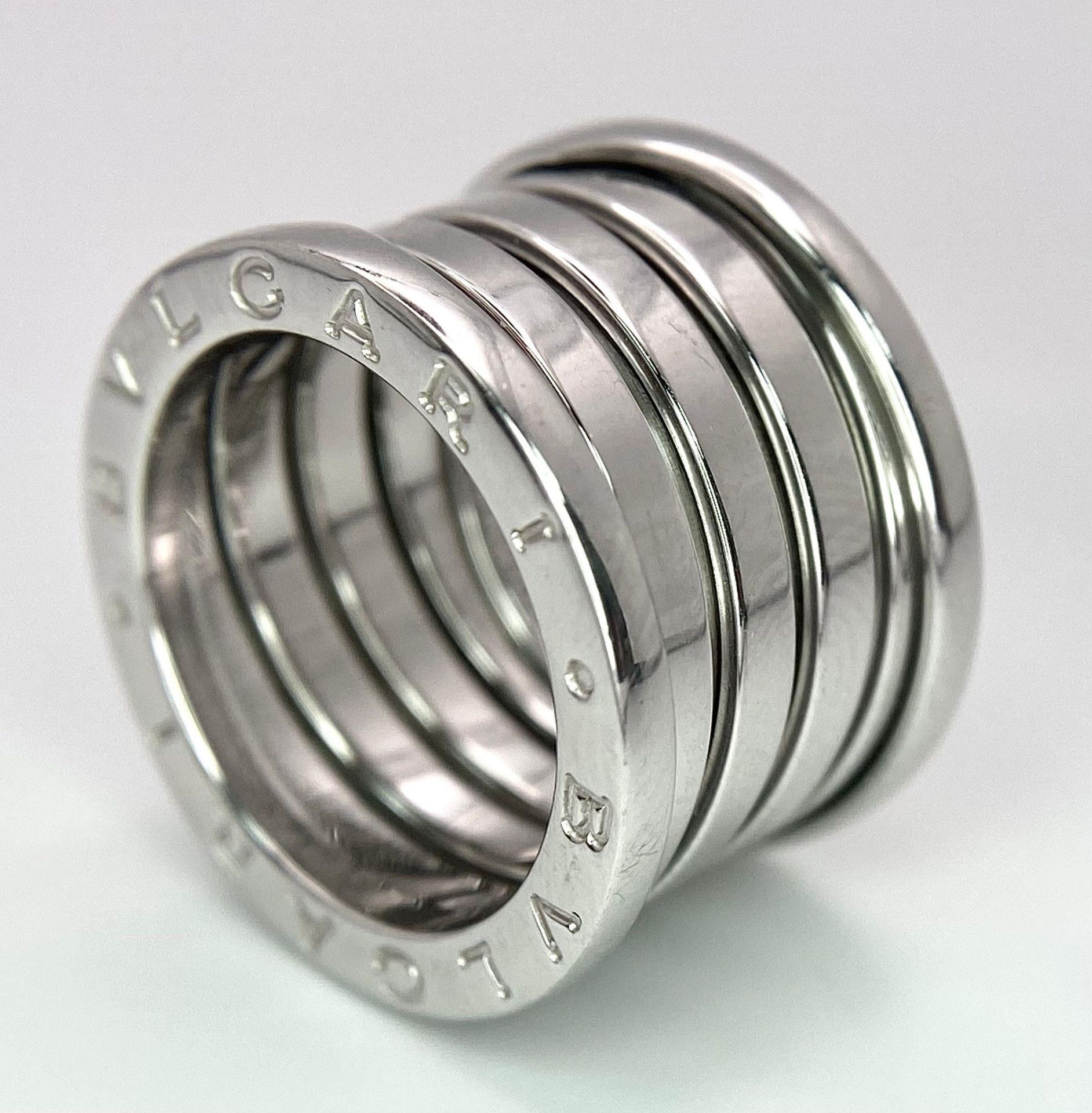 An 18K White Gold Bulgari Designer B.Zero1 Ring. Size J. 11.95g weight. Ref: 14616 - Bild 2 aus 11