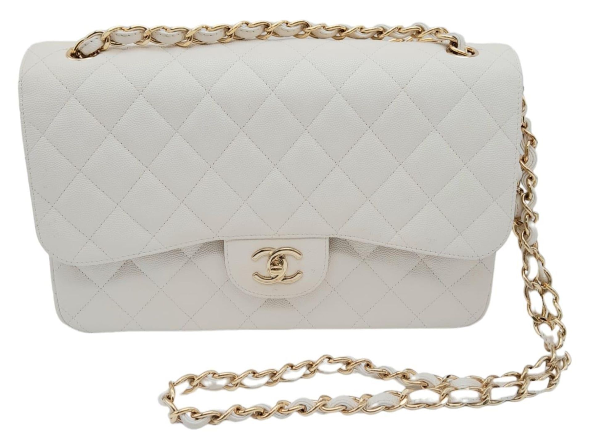 Chanel Caviar Jumbo Single Flap Bag. Quilted white caviar leather stitched in diamond pattern. - Bild 2 aus 15