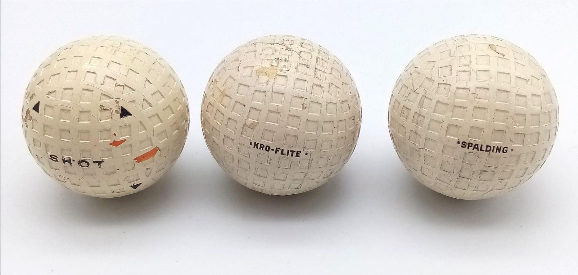 Three Vintage Spalding Kro-Flite Golf Balls in Original Packaging. - Image 4 of 5