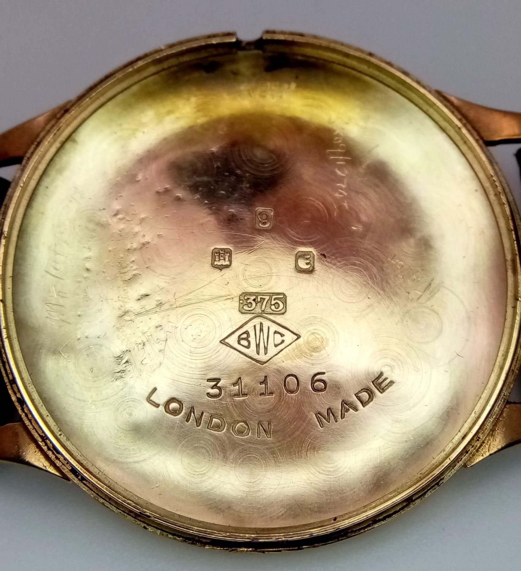 A Vintage Accurist 9K Gold Cased Gents Watch. 21 jewels In need of repair (missing winder) so a/f. - Image 7 of 7