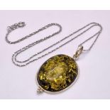 A Vintage Sterling Green Amber Cabochon Pendant Necklace. 45cm Length Sterling Silver Flat Link