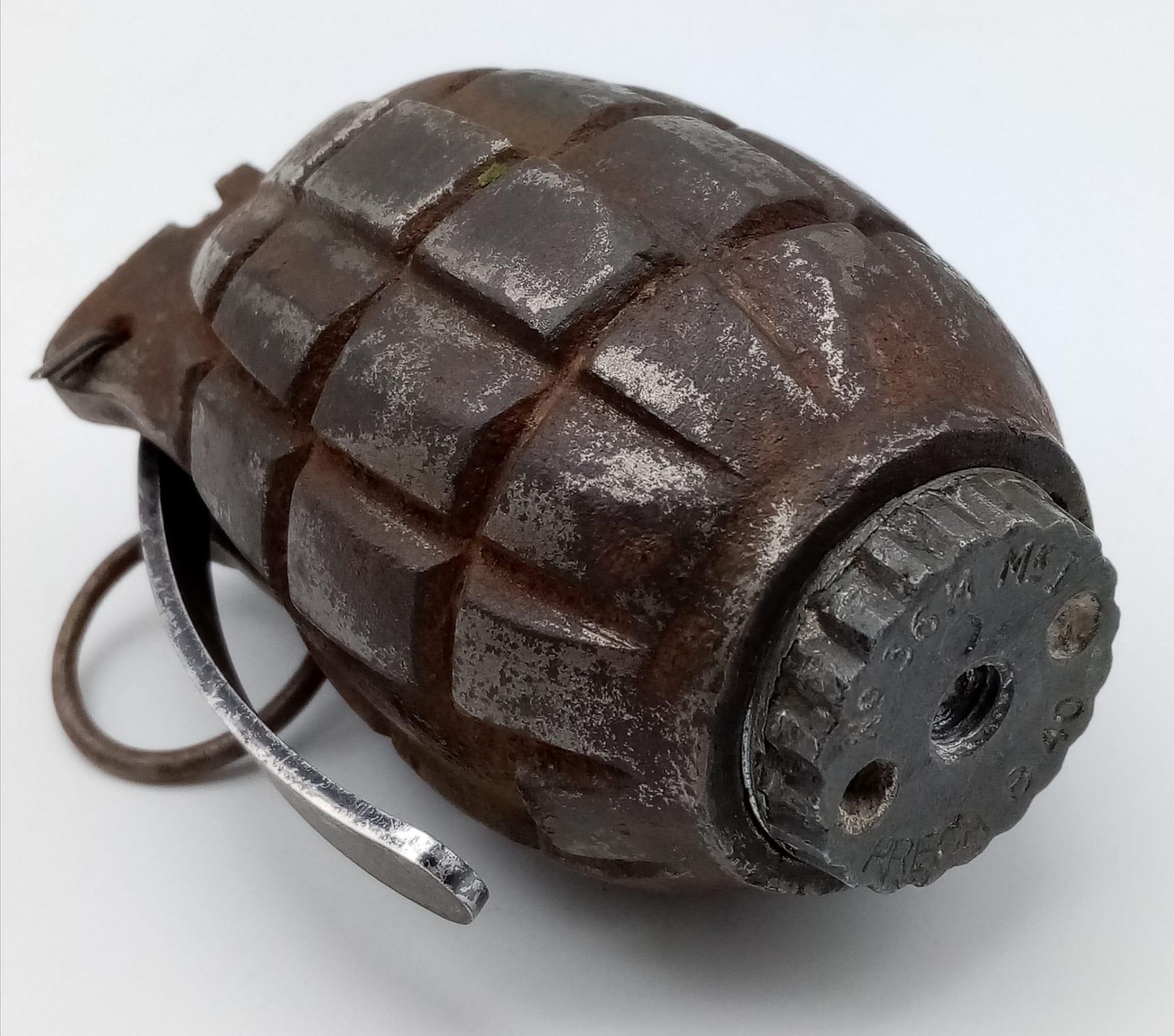 INERT WW2 British No 36 Mills Grenade Dated 1944. Complete with centre tube, spring, striker, - Bild 4 aus 6