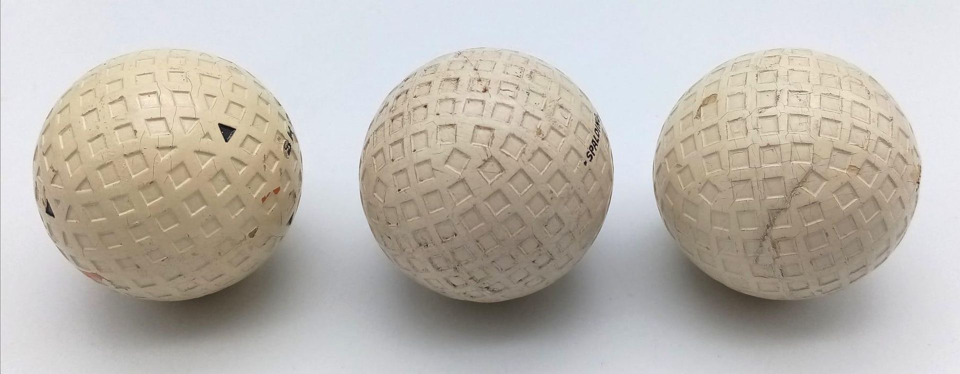 Three Vintage Spalding Kro-Flite Golf Balls in Original Packaging. - Image 3 of 5