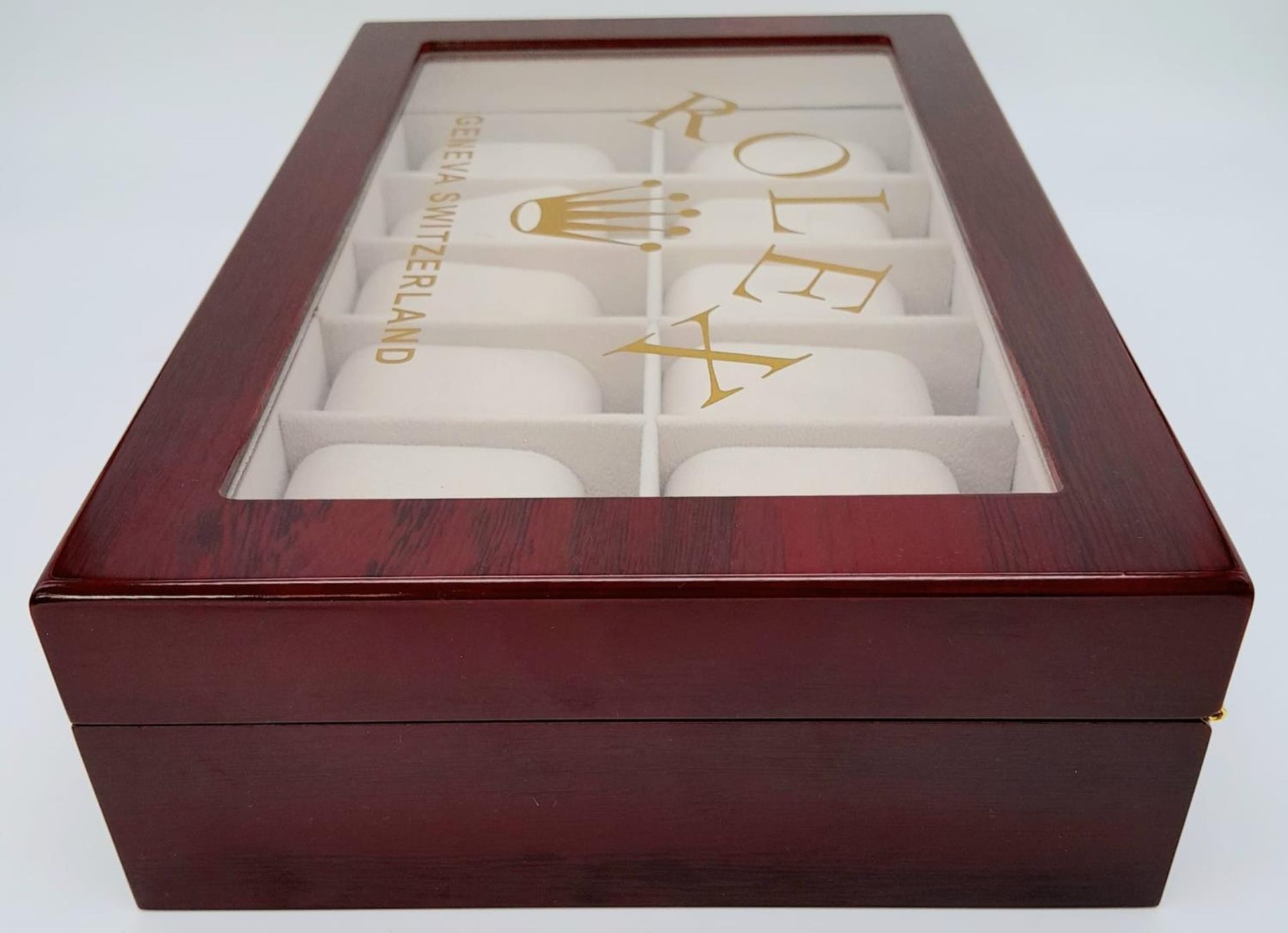 A high-quality ROLEX wooden watch case for 12 watches, made from high gloss cherry veneer and - Image 4 of 7