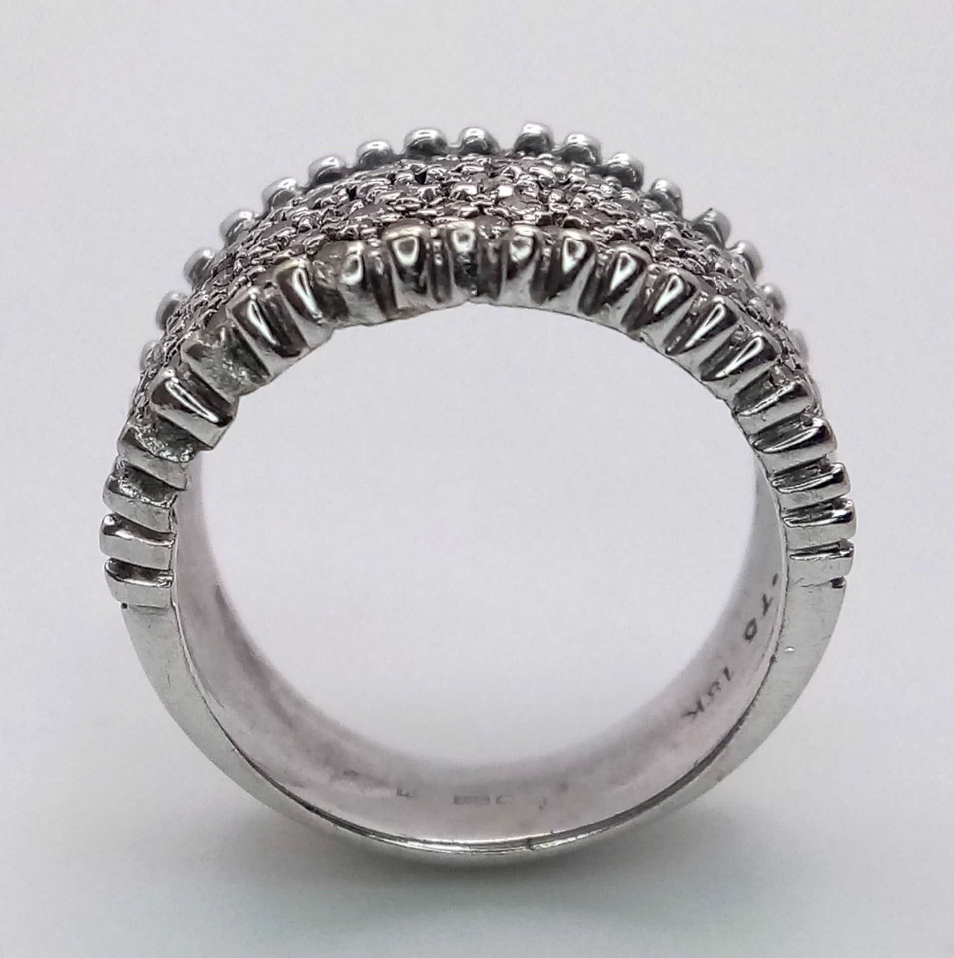 A 18K WHITE GOLD DIAMOND ENCRUSTED BAND RING 0.75CT 10.1G SIZE M 1/22 ref: 6538 - Image 5 of 8