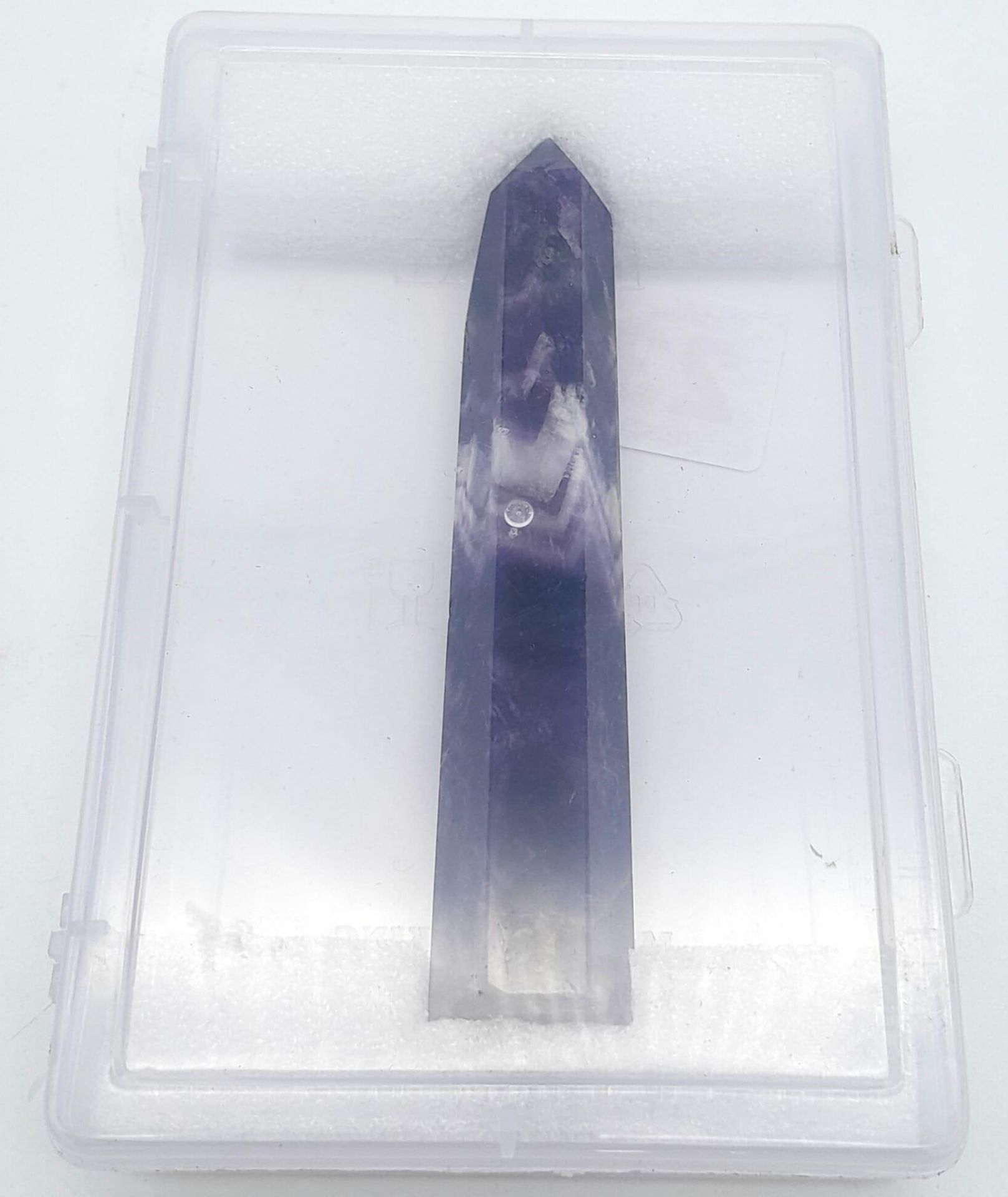 A very collectable, large amethyst crystal, beautifully terminated, exhibiting the “chevron” pattern - Image 4 of 4