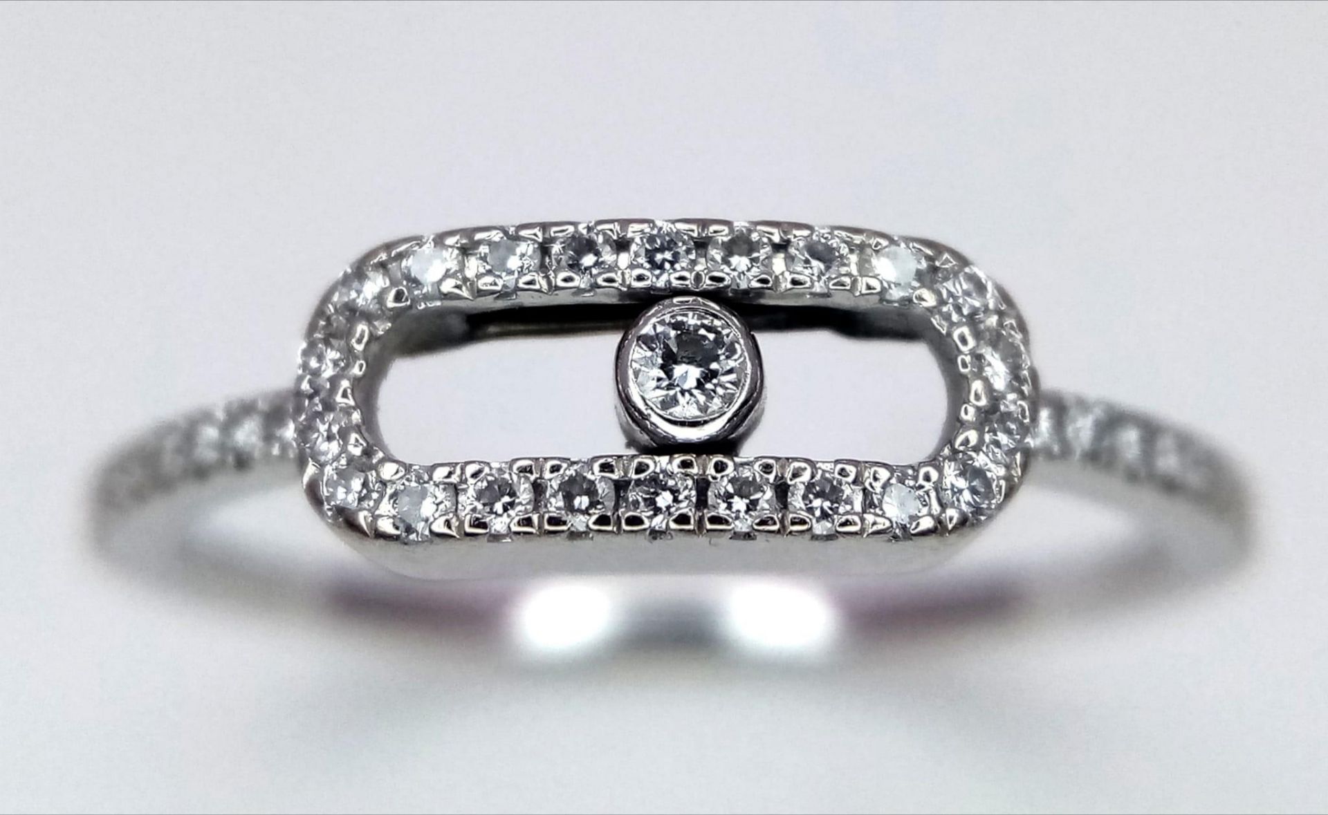 A MESSIKA OF PARIS 18K WHITE GOLD DIAMOND ENCRUSTED MODERN FASHION RING . 1,9gms size L 15674 - Bild 3 aus 8