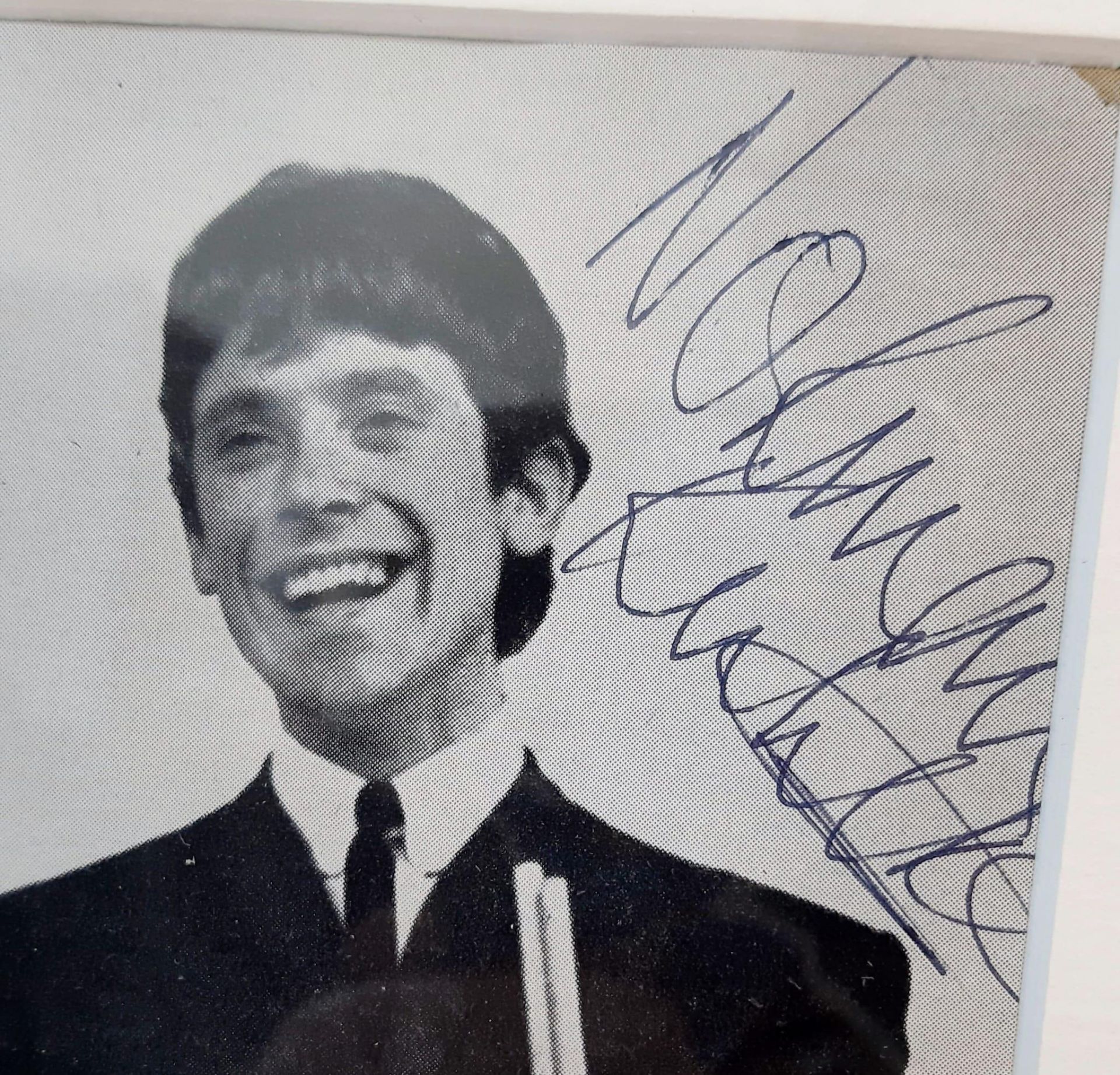 The Swinging Blue Jeans - Autographed Picture Montage. This 1960s Merseyside band had multiple chart - Image 3 of 7