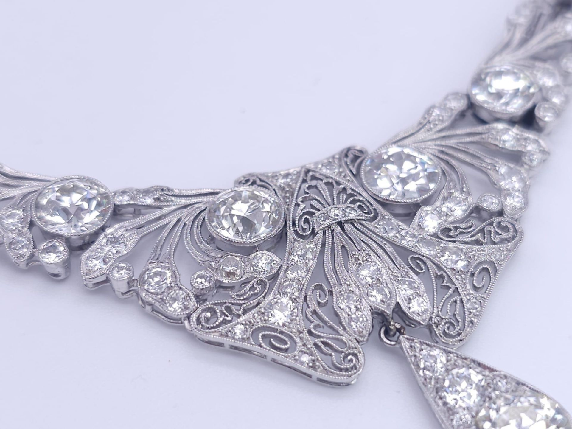 A Majestic Art Deco 7ctw Diamond (approx) Platinum Lavaliere Necklace. Scrolled and foliate - Image 13 of 18