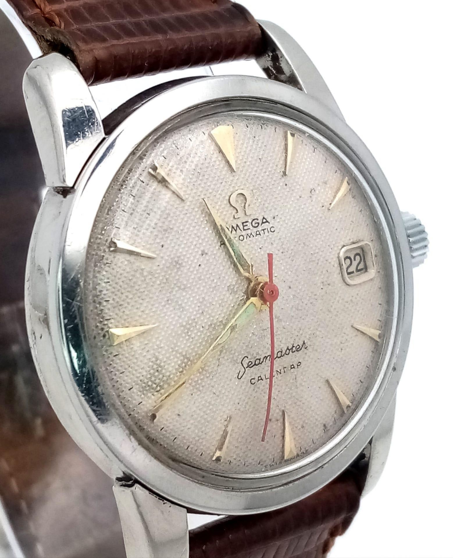 A Vintage Omega Seamaster Calendar Gents Watch. Brown leather strap. Stainless steel case - 33mm. - Image 4 of 8