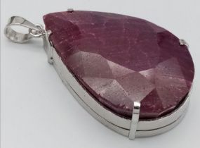 A Large Teardrop Ruby Pendant set in 925 Sterling silver. 90ct. W-86g. 7cm. Ref: VO-1798. Comes with