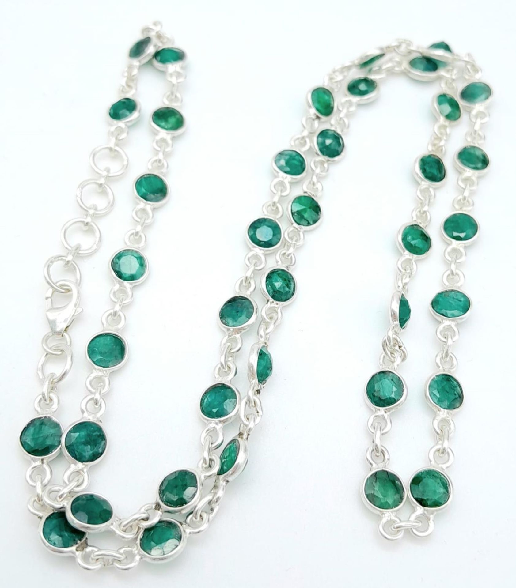 An Emerald Gemstone Chain Necklace set in 925 Silver. 54cm length. Ref: 1105