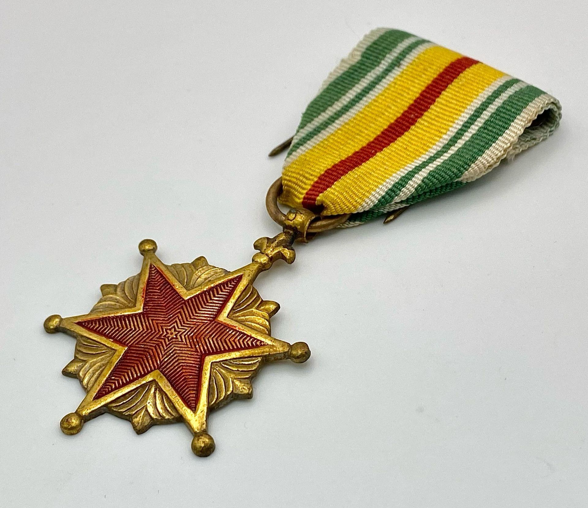 Vietnam War Era ARVN Battle Wound (Saigon Hero) Medal - Image 3 of 6