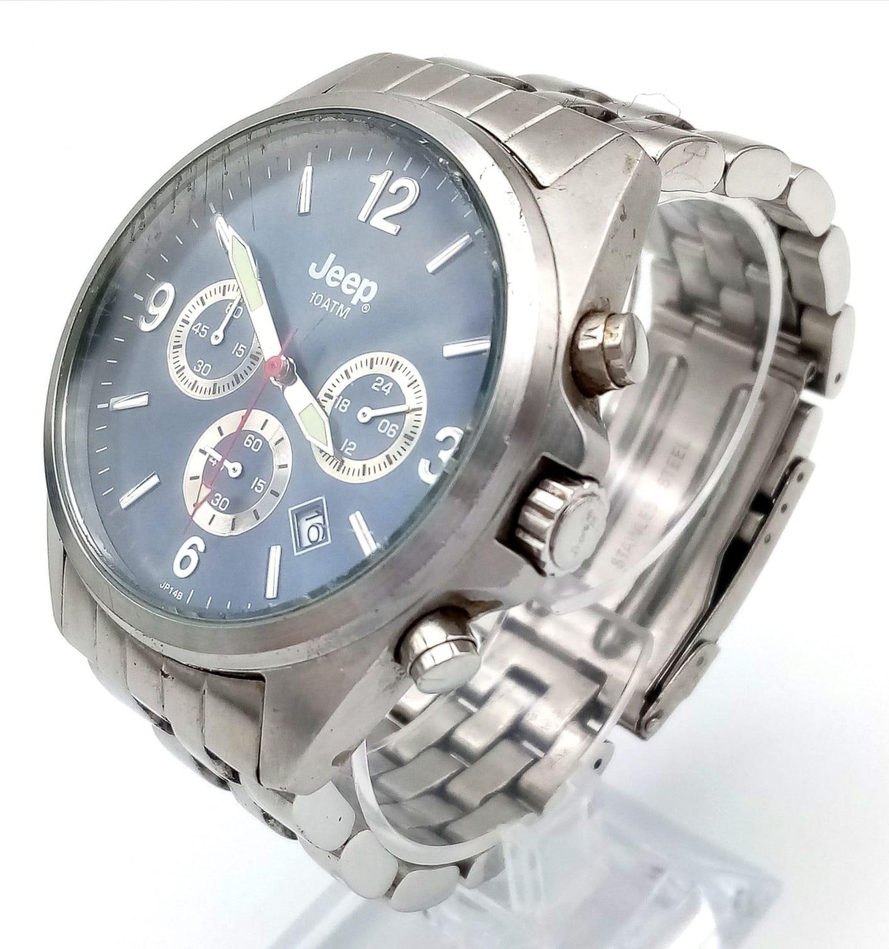 A Men’s Stainless Steel Chronograph Date Watch by Jeep. 45mm Including Crown. New Battery Fitted - Image 2 of 10