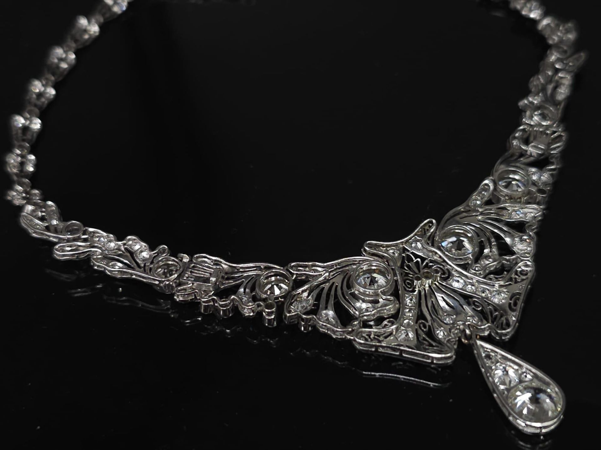A Majestic Art Deco 7ctw Diamond (approx) Platinum Lavaliere Necklace. Scrolled and foliate - Image 8 of 18