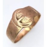 A vintage, 9 K yellow gold ring in the shape of a belt with buckle, size: U, weight: 3.2 g