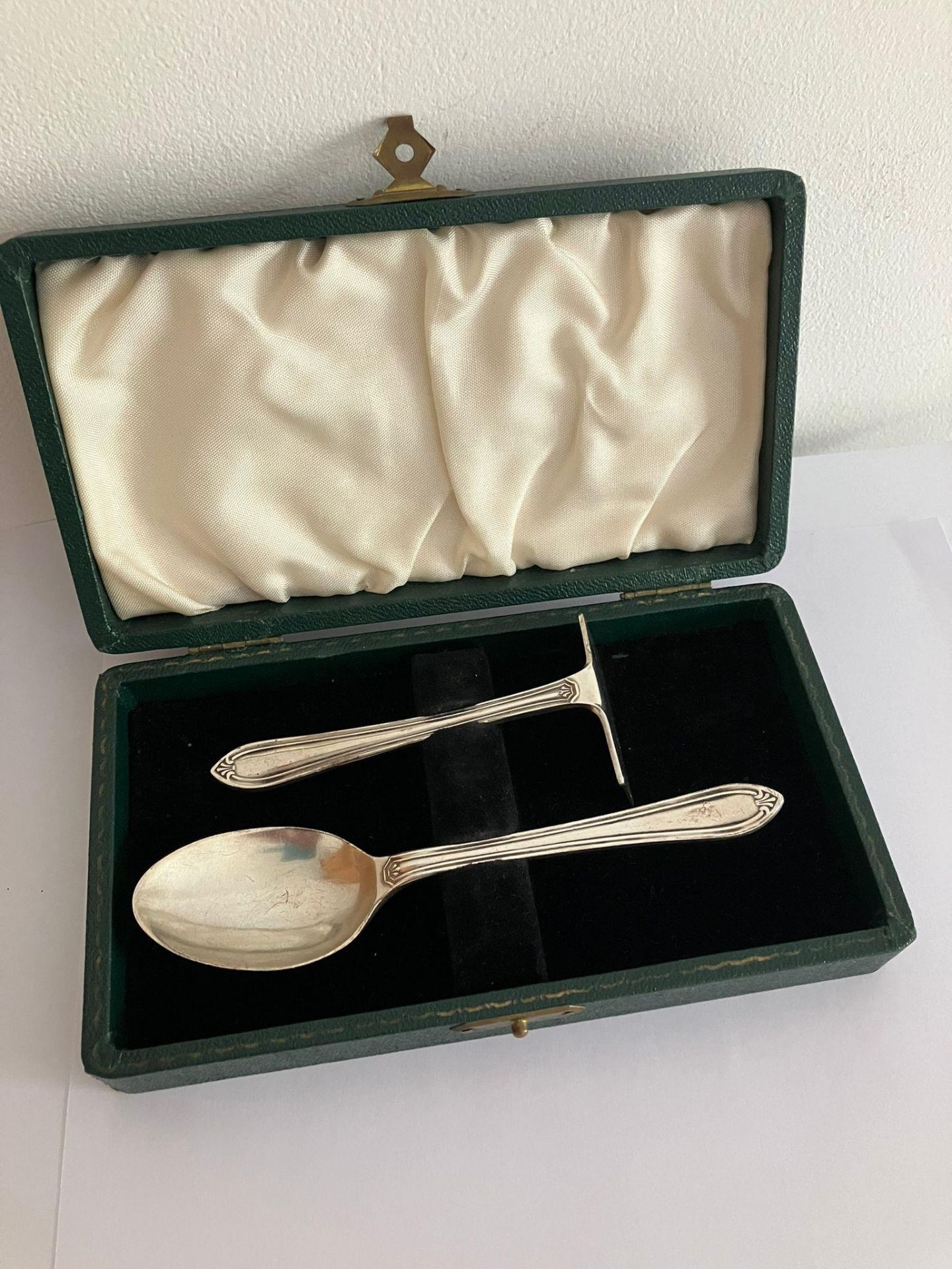 Antique SILVER Baby Feeding Set to include Silver spoon and Silver Pusher. Hallmark for Sheffield