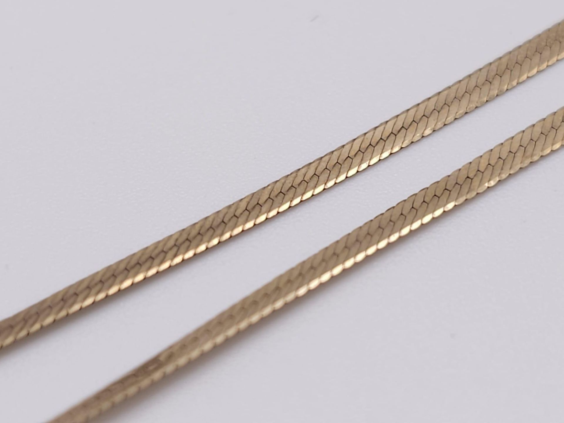 A wonderful, 9 K yellow gold, flat chain necklace and bracelet set. Necklace length: 41 cm, bracelet - Bild 3 aus 8
