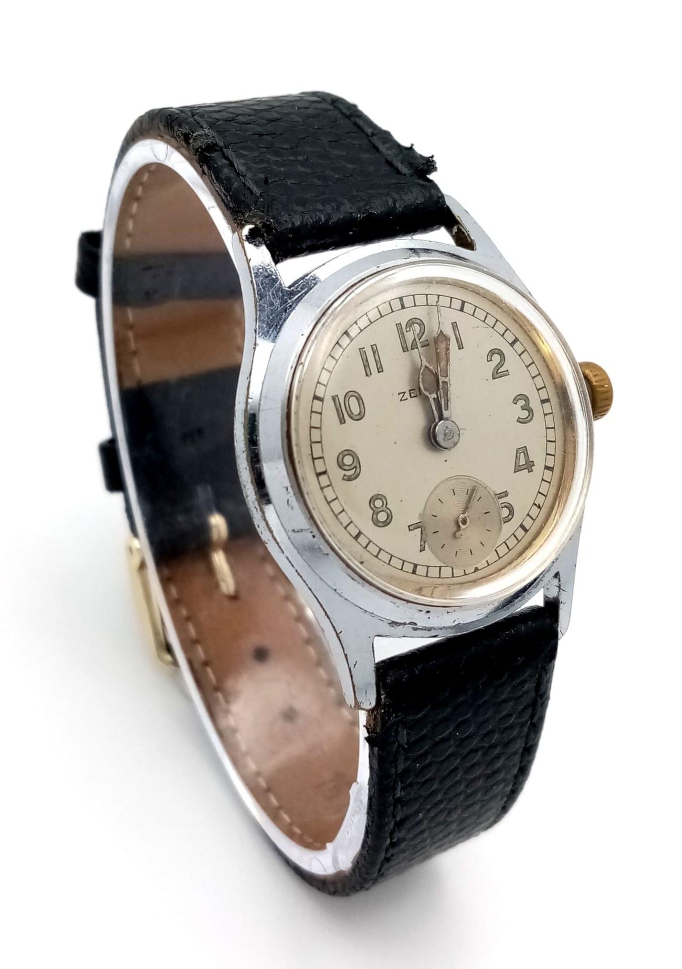 A Vintage Zenith Ladies Watch. Brown leather strap. Stainless steel case - 28mm. Silver tone dial - Image 2 of 8