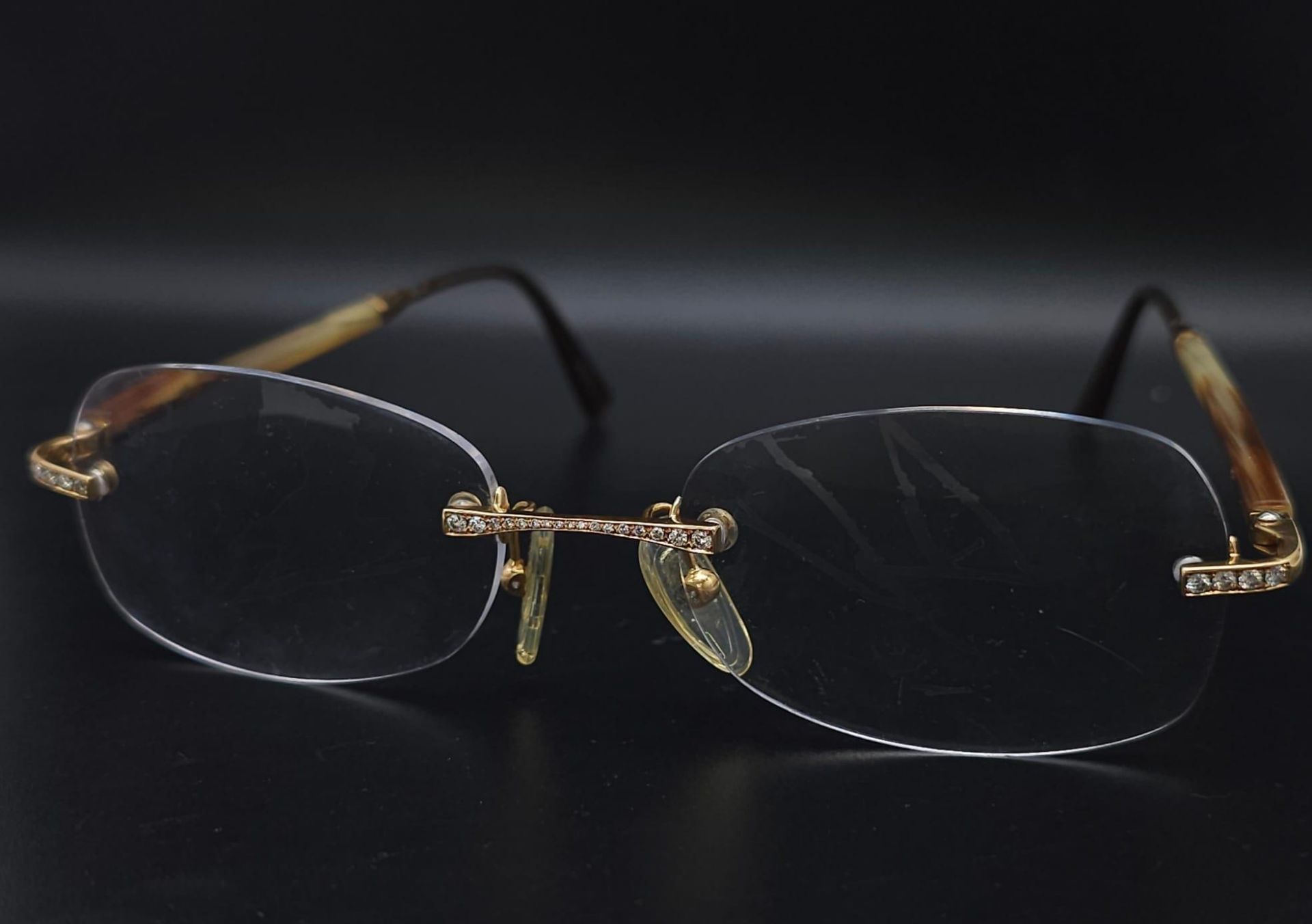 French made, magnifying glasses with 18kt Yellow Gold accents and set Diamonds. Come with a - Bild 2 aus 15
