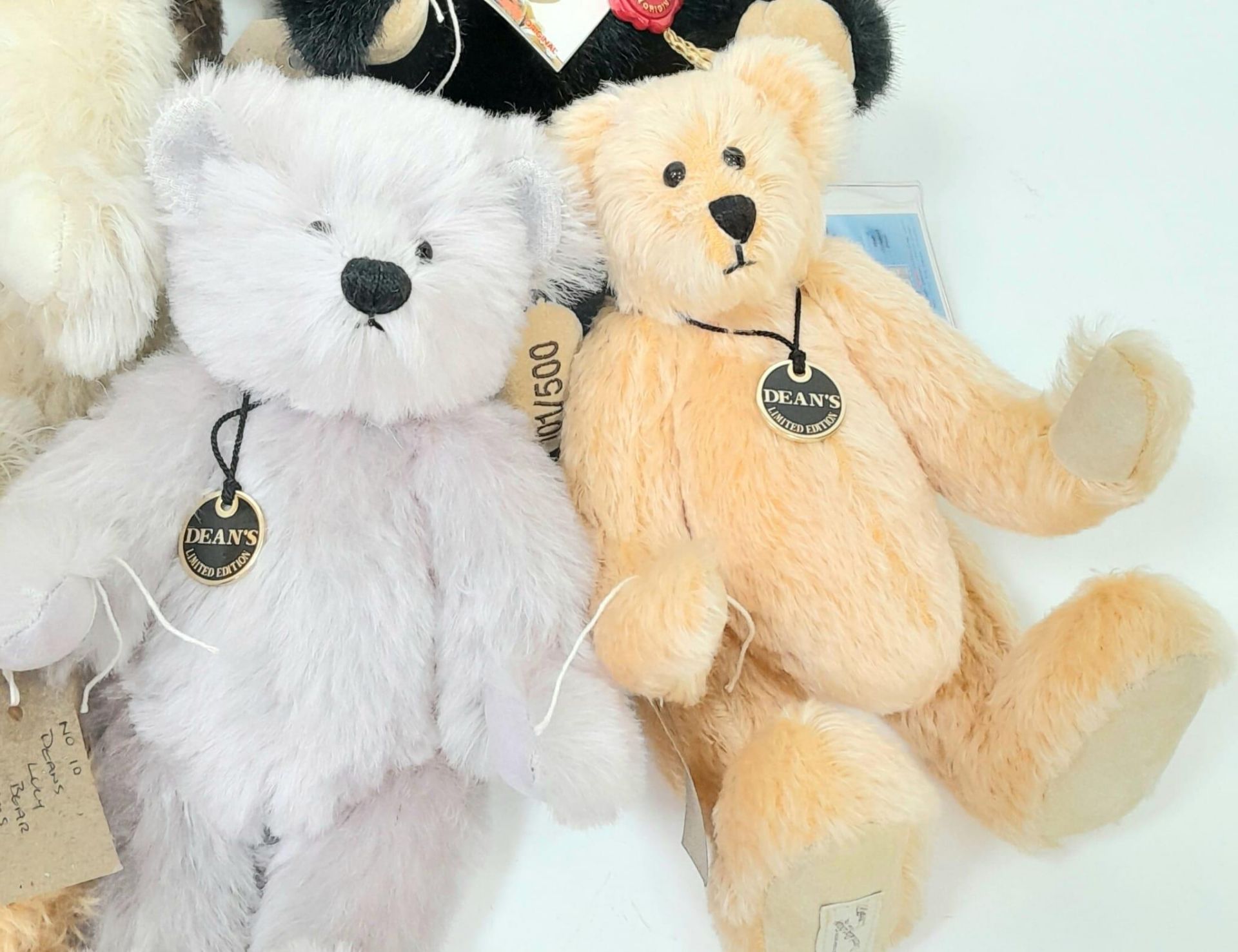 A collection of seventeen adult collectable teddy bears. Please, see list for details and photos for - Image 2 of 7