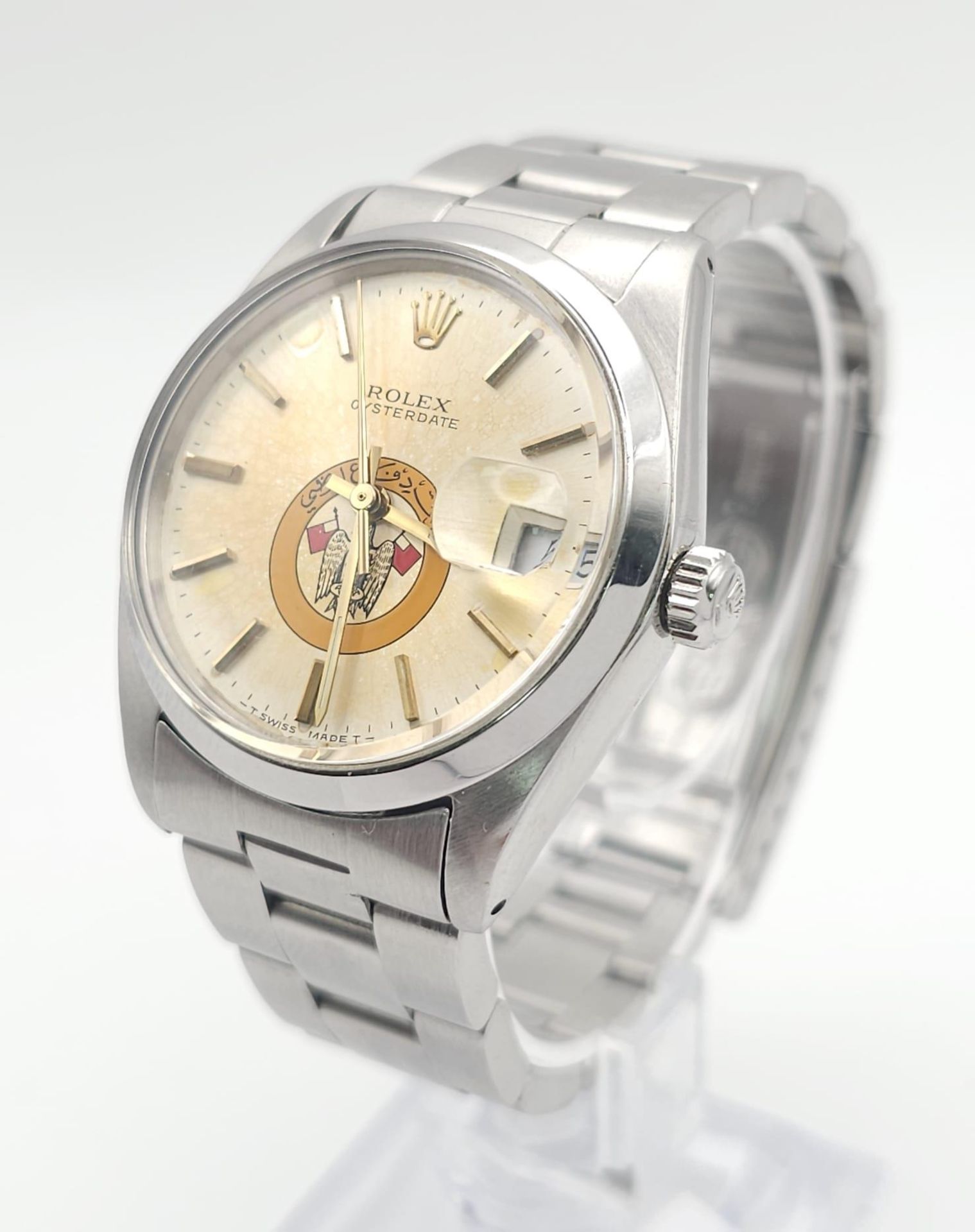 A ROLEX OYSTERDATE IN STAINLESS STEEL SPORTING THE EAGLE LOGO OF ABU DHABI .(DIAL NEEDS CLEANING) - Image 2 of 13