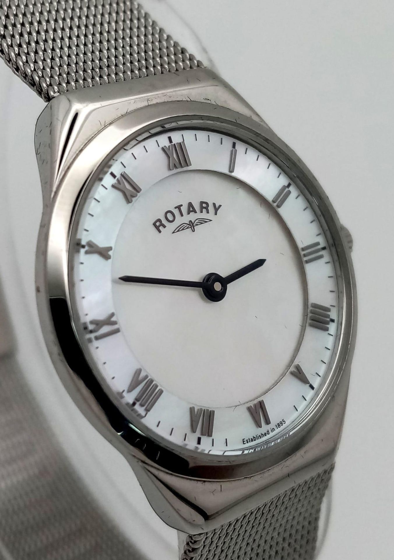 Excellent Condition Ladies Stainless Steel Rotary Quartz Watch. 30mm wide. New Battery Fitted - Image 3 of 7