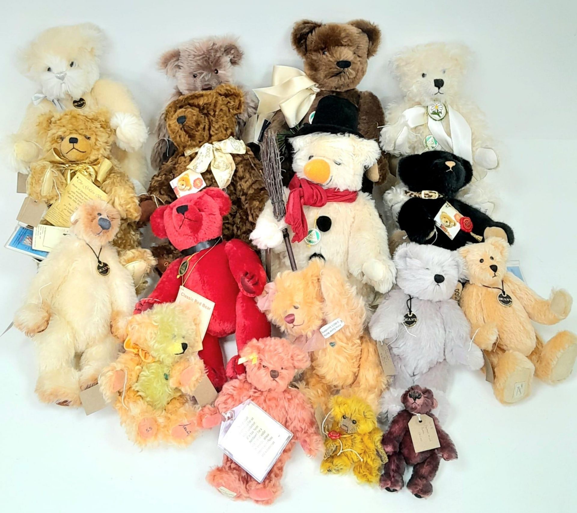 A collection of seventeen adult collectable teddy bears. Please, see list for details and photos for