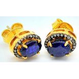 A Pair of Blue Sapphire and Diamond Gemstone Stud Earrings in gilded 925 Silver. Sapphire - 3ctw and