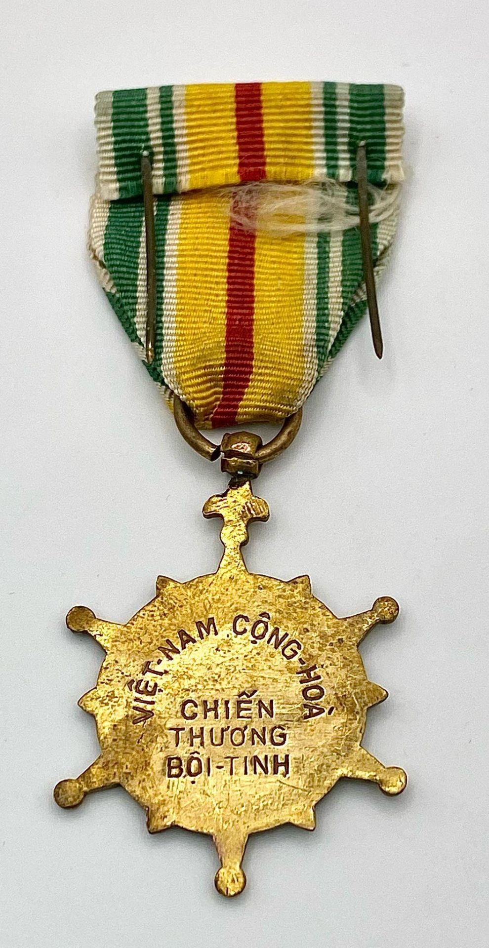 Vietnam War Era ARVN Battle Wound (Saigon Hero) Medal - Image 4 of 6