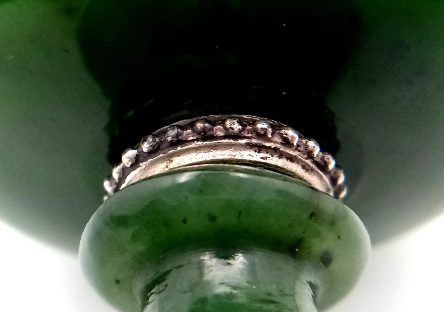 A Nephrite Jade Early 20th Century Cup with Applied Ribbons and Gems Set on Silver Feet with - Image 6 of 8