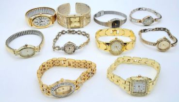 A SELECTION OF 10 GOLD TONE BRACELET WATCHES AF H 2007