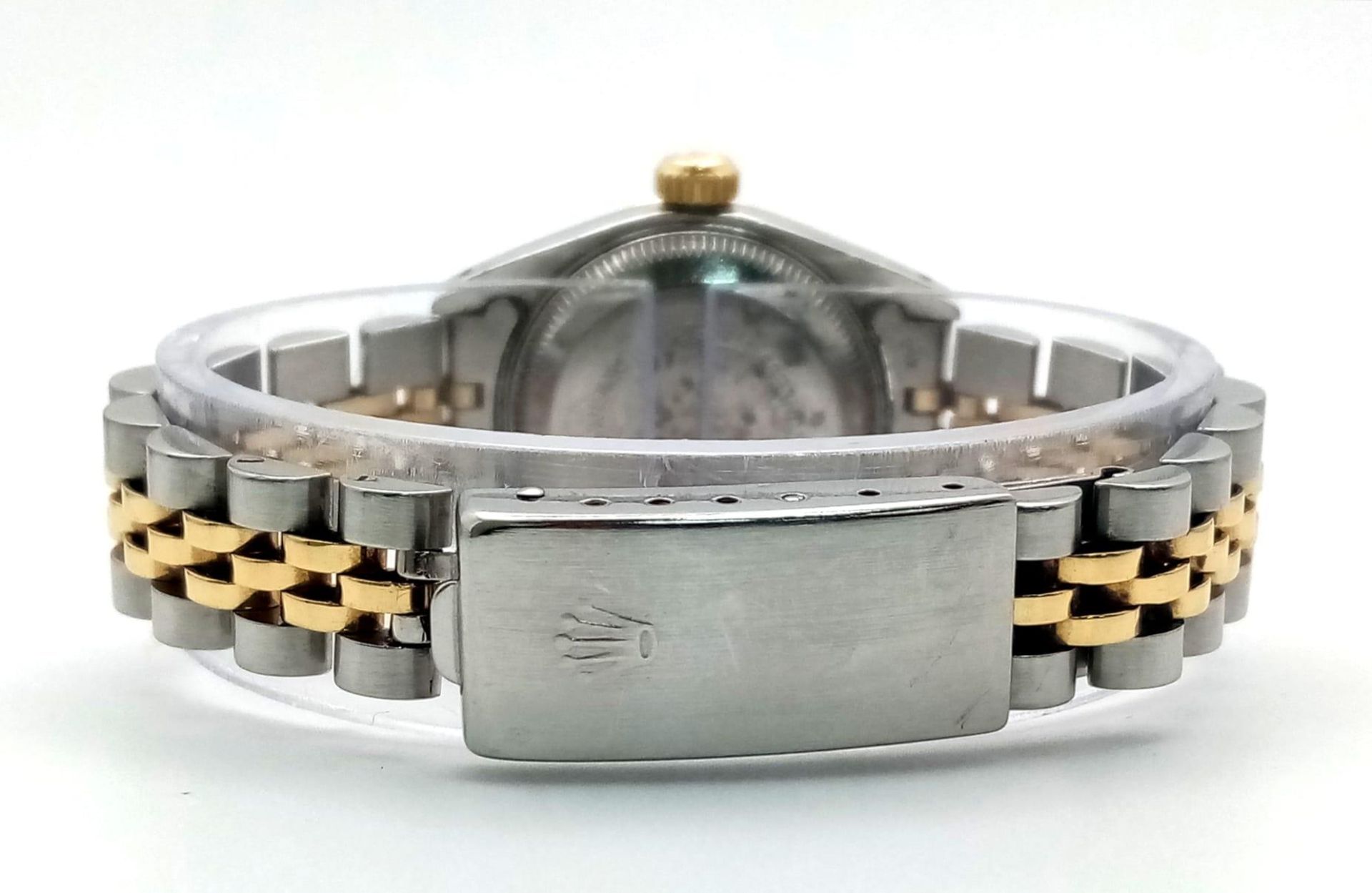 A Rolex Oyster Perpetual Datejust Bi-Metal Ladies Watch. Gold and stainless steel bracelet and - Image 5 of 8