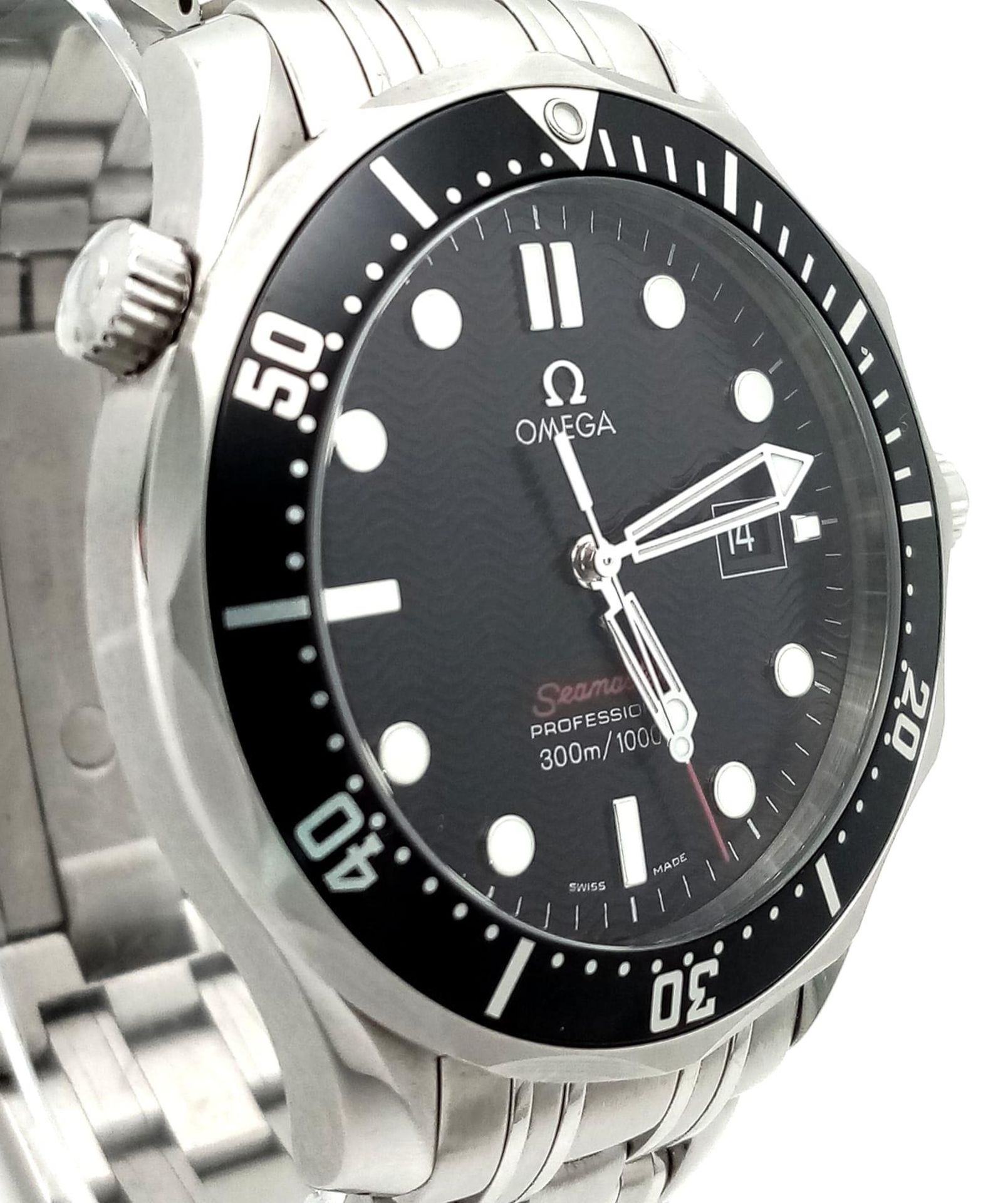 An Omega Seamaster Professional Gents Watch. Stainless steel bracelet and case - 41mm. Black dial - Image 3 of 7