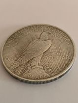 1922 USA SILVER PEACE DOLLAR . Very fine condition. Philadelphia mint.