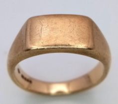 A 9 K yellow gold cygnet ring, size: T, weight: 8.6 g.