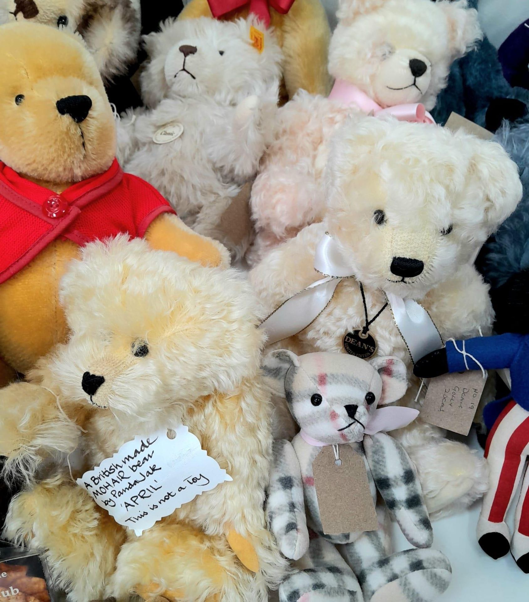A collection of twenty two adult, collectable, teddy bears. Please, see list for details and - Image 3 of 7